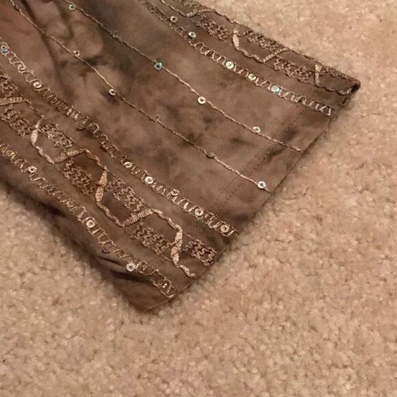 WOMEN’S SIZE MEDIUM DRESS BARN TOP! - Picture 8 of 9